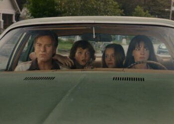 Filme de David Robert Mitchell ecoa clássicos de Steven Spielberg. Imagem: Bad Robot / Divulgação.
