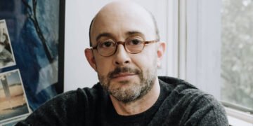 O escritor Alexandre Vidal Porto. Imagem: Alexia Fidalgo / Divulgação.