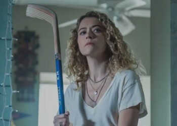 Tatiana Maslany brilha em 'Prazer Máximo Garantido'. Imagem: Apple Studios / Divulgação.